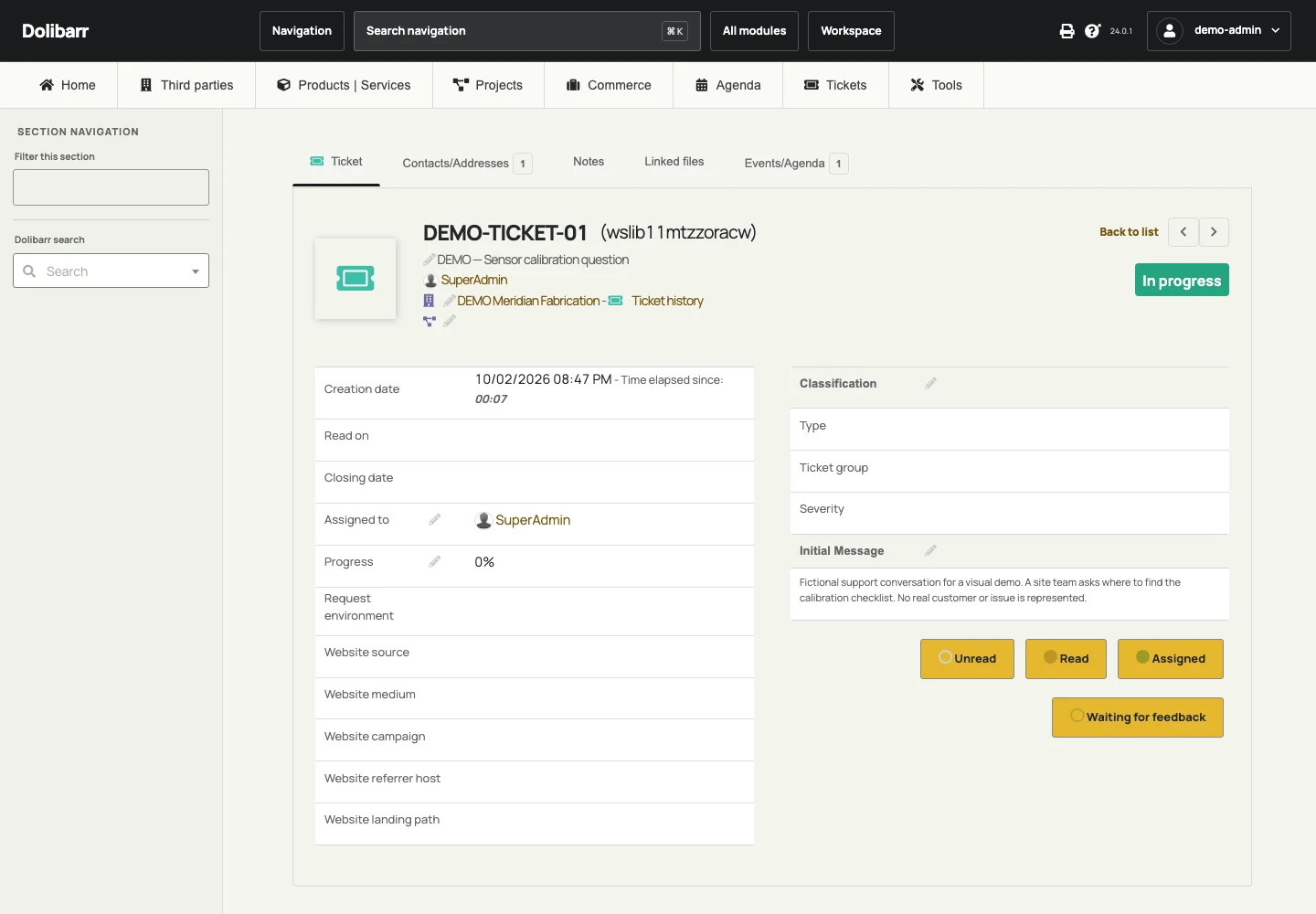 Native ticket details; replies and changes use Dolibarr forms.